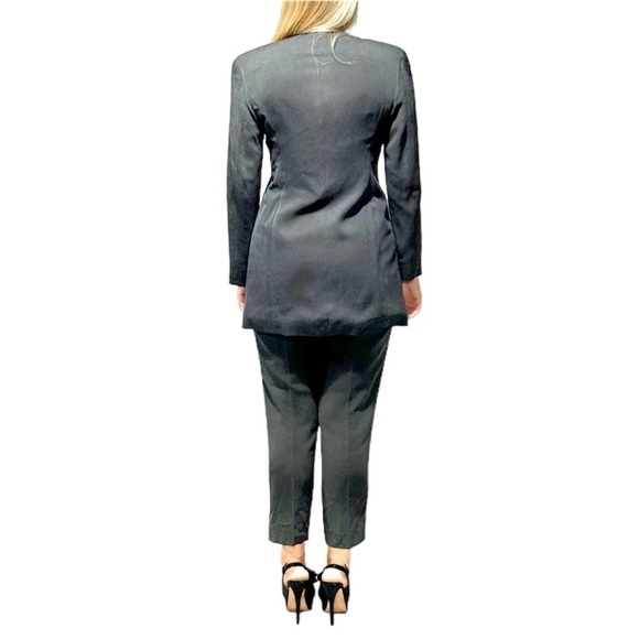 Henri Bendel EUC Vintage Silk Suit, Long Line blazer & Ankle Trousers, size 6/8 - Picture 3 of 13